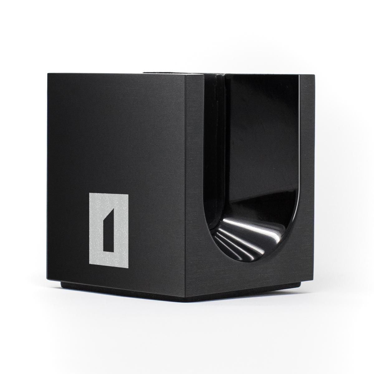 OneBlade Vertical Razor Stand 11