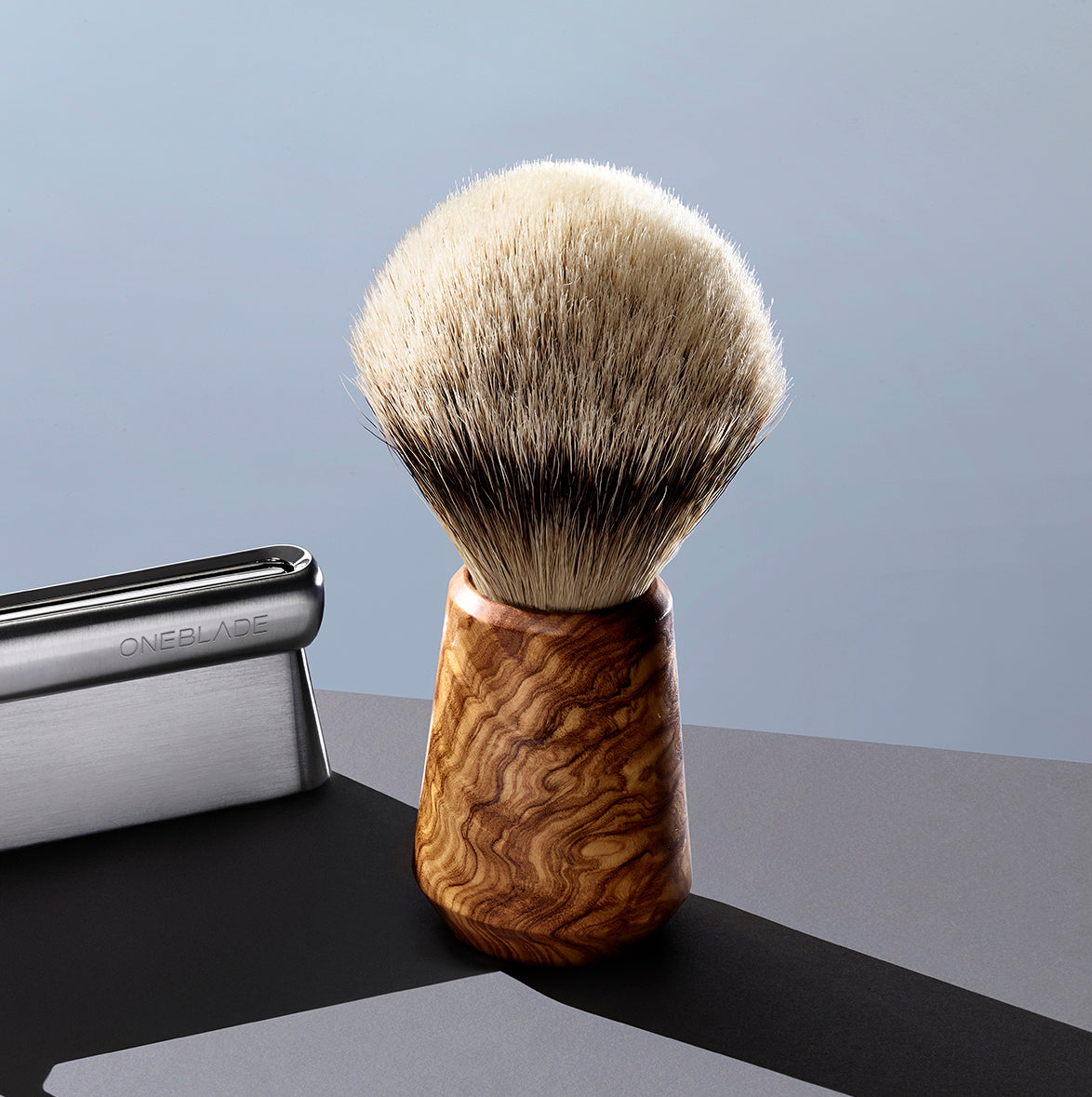 OneBlade x Thater Silvertip Badger Hair Shave Brush 2