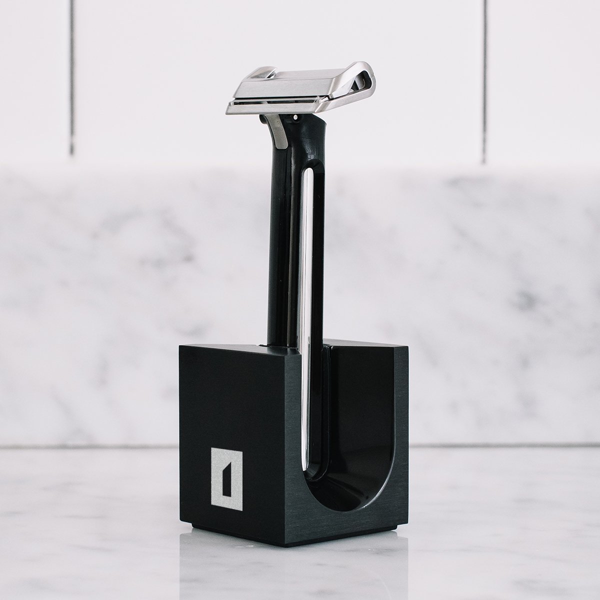 OneBlade Vertical Razor Stand | Men's Safety Razor Stand